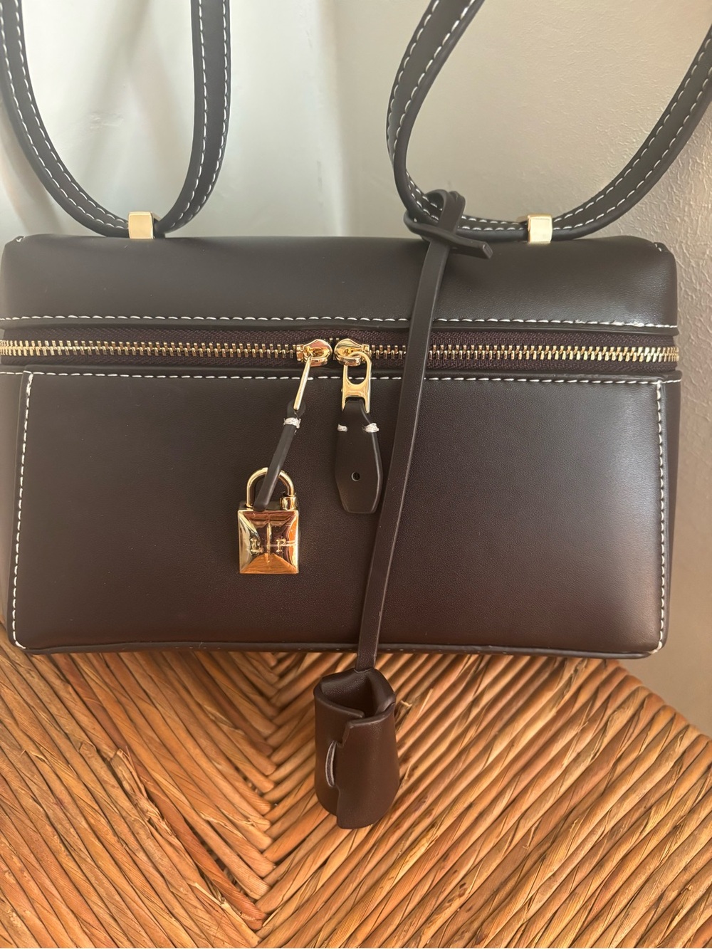 Leather bag